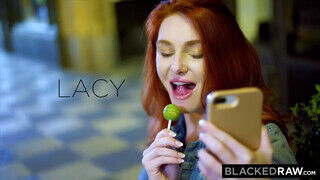 BlackedRaw - Lacy Lennon kedveli a gigászi kukacot