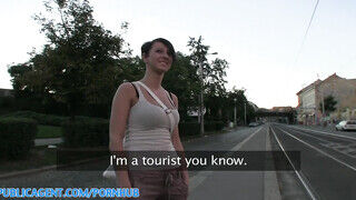 Emylia a kéjnő turista