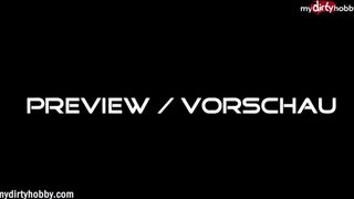 Világos Szőke fiatal leányzó sztrapkóban pattan a faszra kint a castingon