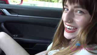 Gyönyörű pov randi a cuki csoki hajú fiatal amatőr lánykával