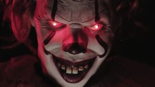 Pennywise a kéjvágyó bohóc megrépázza és teleéli a forró barátnődet Diana Daniels-t - halloween speciál