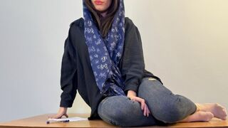 Kívánatos arab milf megkúrelja a bankárt a vámért