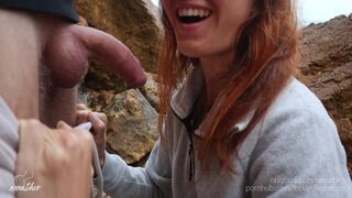 Nyilvános cumizás és gyors légyott a strandon pov-ban